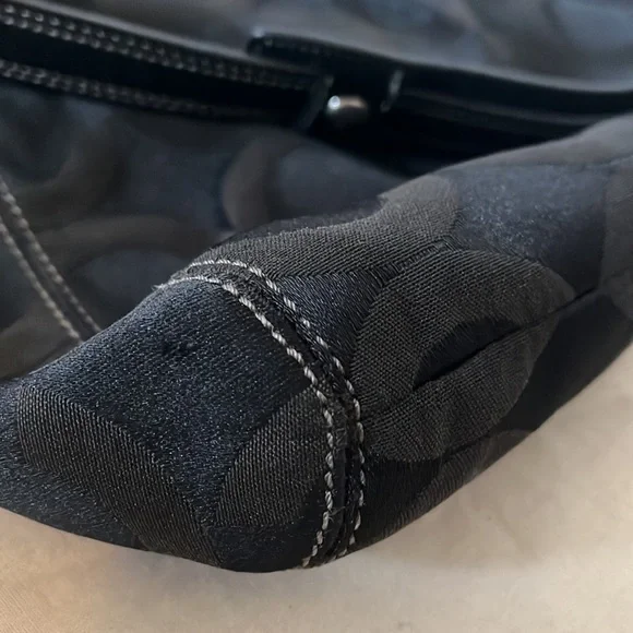 Coach Shoulder Crossbody Bag - Picture 10 of 12